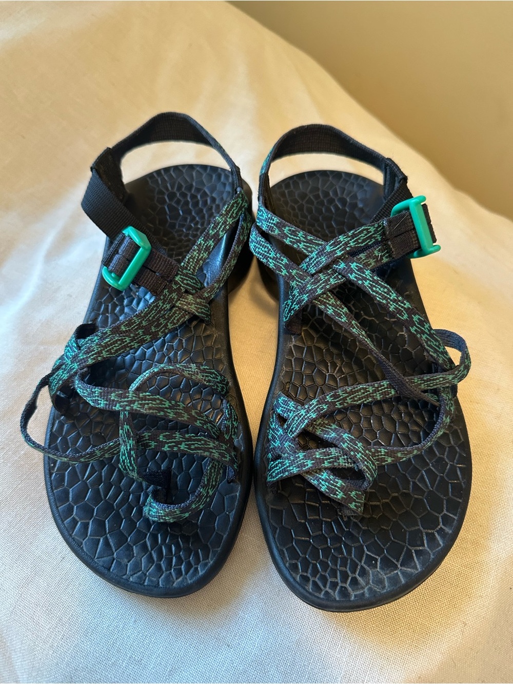 Chaco Womens ZX/2 Sport Sandals Black Teal Gorpcore Hiking Outdoors Granola 8